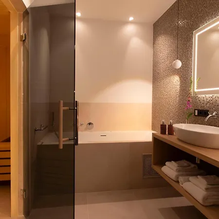 Relais & Chateaux Hotel Landgoed Het Roode Koper Ermelo Exterior photo
